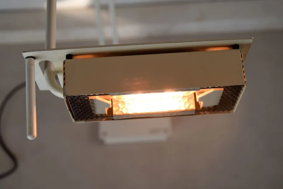 Sale Pamono White Samurai Floor Lamp by Shigeaki Asahara for Stilnovo, 1970s